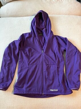 LIKE NEW! Marmot Medium Purple Hooded Softshell Jacket